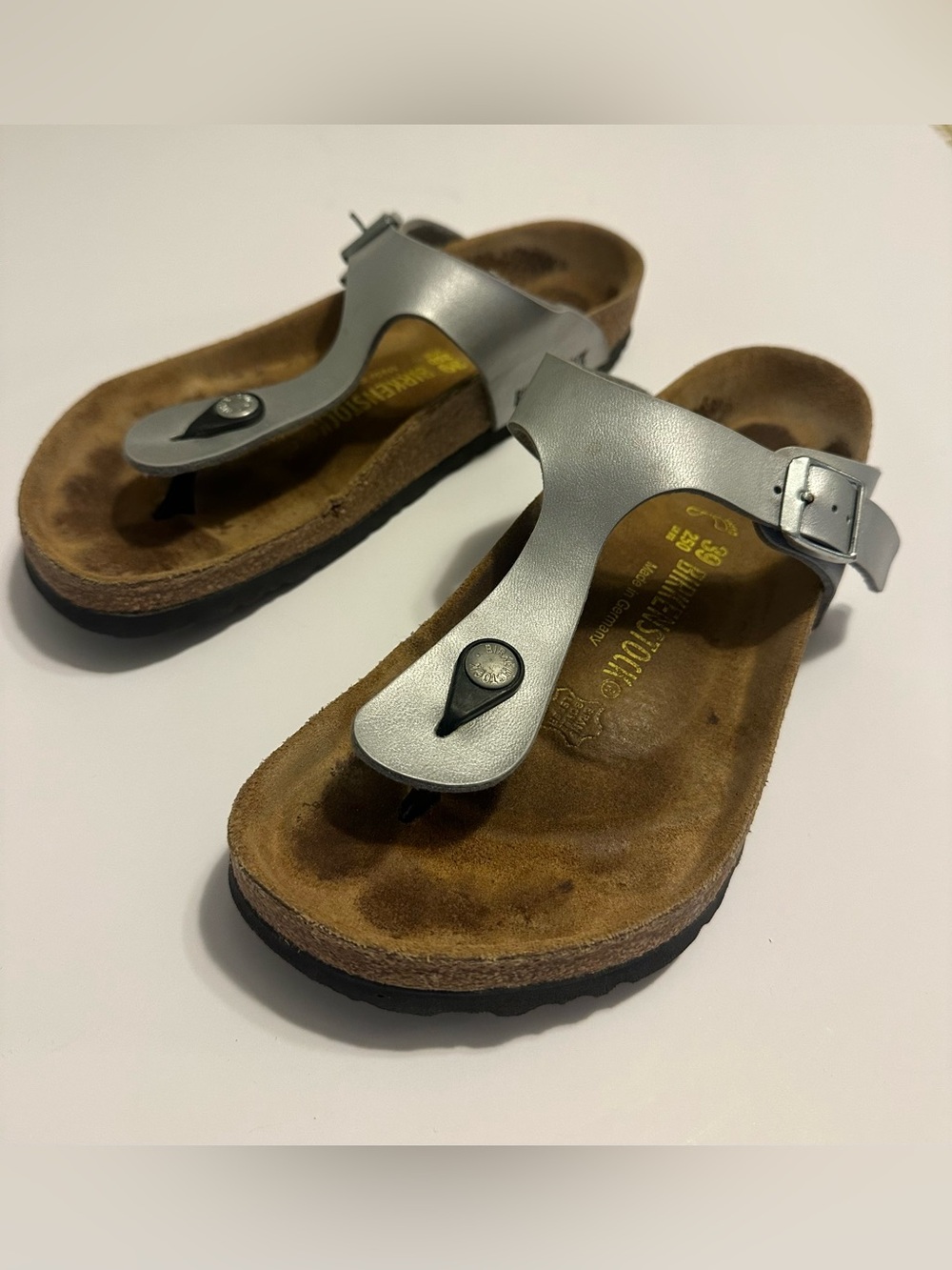 Birkenstock Gizeh Silver Thong Sandals Sz 39